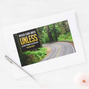 Adesivo Retangular Henry David Thoreau Citação Inspiracional "Voltar"