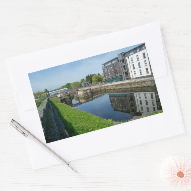 Adesivo Retangular Industrial Echoes: Modern Living on the Wakefield (Envelope)