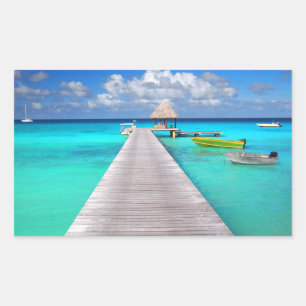 Adesivo Retangular Jetty com barcos em lagoa tropical