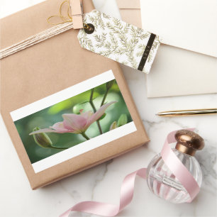 Adesivo Retangular Lily-Bokeh rosa por Shirley Taylor