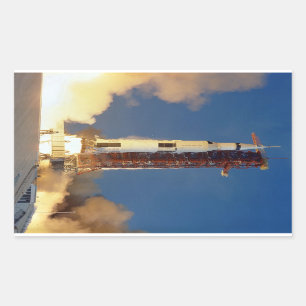 Adesivo Retangular Terra treme quando Saturno V ilumina o céu em dire