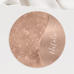 Adesivo Rosa Metálico - Largura Dourada Personalizada<br><div class="desc">Personalize facilmente este rosa dourado com metal escovado e um colante clássico brilhante com padrão de brilho,  com seu próprio nome personalizado.</div>