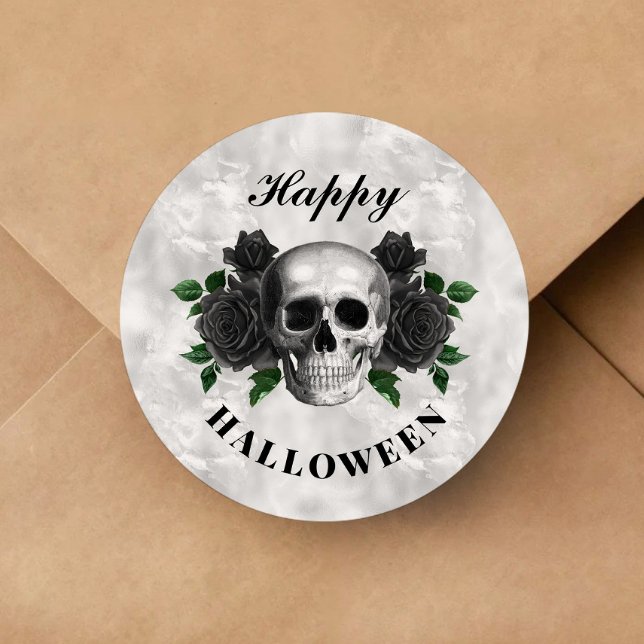 Adesivo Rosas Pretos Góticos E Halloween Crânio (Gothic Black Roses And Skull Halloween Classic Round Sticker)