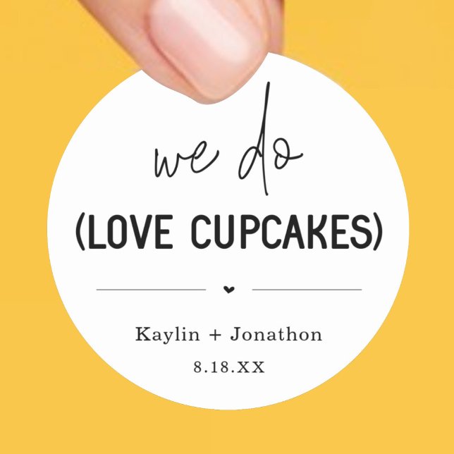 Adesivo Rótulo de Favor de Casamento We Do Love Cupcake (Criador carregado)