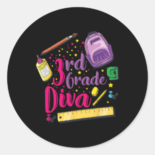 Adesivo roupa de menina Diva da 3ª série para o primeiro d