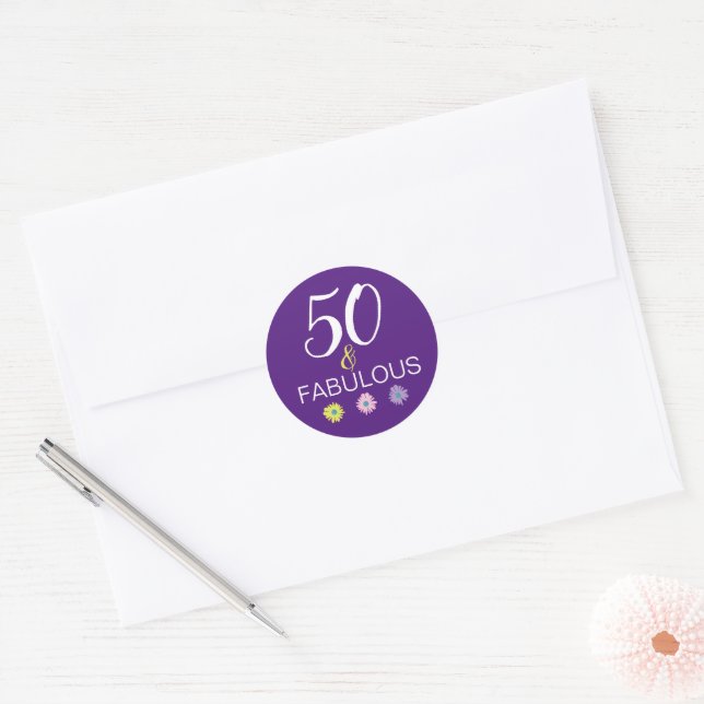 Adesivo Roxo 50 e Divertida Fun Daisy (Envelope)