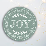 Adesivo Rustic Modern Christmas Joy Return Address Green<br><div class="desc">O adesivo de endereço redondo da família natalícia com seu nome e endereço na tipografia na moda branca apresenta o texto JOY em tipografia manuscrita com um toque na moda de folhagem rústica em um fundo verde empoeirado. Basta adicionar seu nome e endereço. Desenvolvido exclusivamente para você pelo Happy Dolphin...</div>