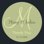 Adesivo Sage Green Obrigado Monograma Vestido<br><div class="desc">Os adesivos iniciais com noiva e nome noivo, data do casamento e uma nota de agradecimento para expressar sua gratidão no dia do seu casamento ou em qualquer ocasião especial. Mais cores estão disponíveis para sua escolha. Você também pode personalizar a cor e a fonte usando o botão personalizar o...</div>