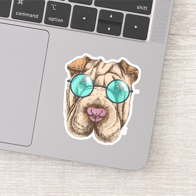 Adesivo Sharpei Nos Óculos De Sol (Detalhe)