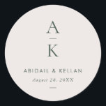 Adesivo Simples Casamento de Combinação de Monograma Verde<br><div class="desc">O Simple Modern Green Monograma Mix Match Match Classic Round Sticker apresenta os pares modernos em tons suaves e modernos de terra.</div>