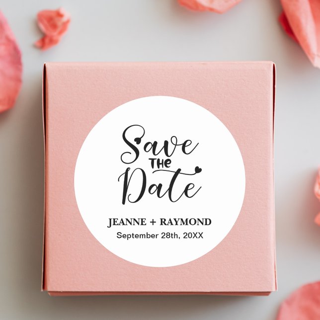 Adesivo Simples Convite de Noivado com Caligrafia Personal (Simple custom calligraphy save the date round sticker adds personal elegance to invites)