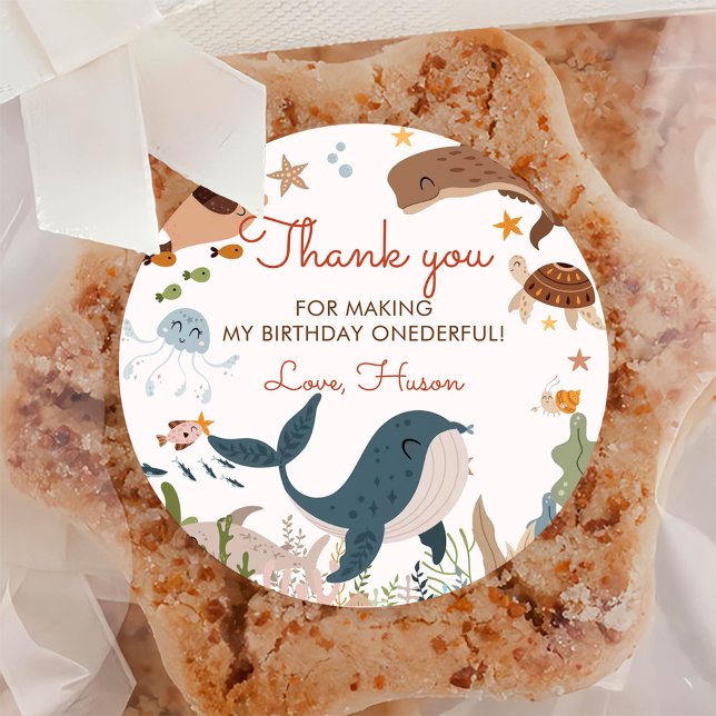 Adesivo Sob o primeiro aniversario de vida do mar de tubar (Criador carregado)