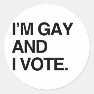 Adesivo SOU GAY E VOTO.png