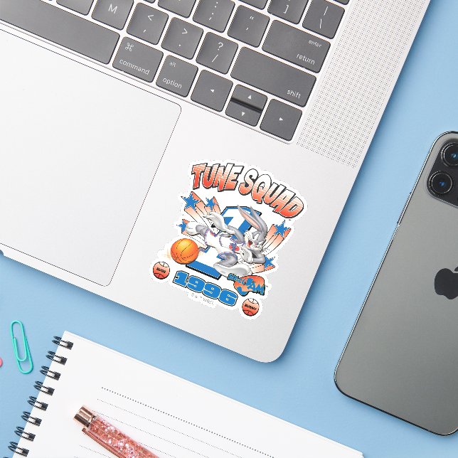Adesivo SPACE JAM™ BUGS BUNNY™ #1 Gráfico de Basquete (Notebook com iPhone)