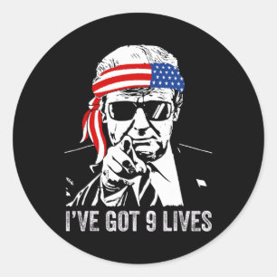 Adesivo Tenho 9 Vidas - Trump 2024 Engraçado