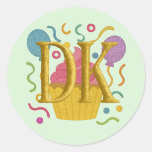 Adesivo TODAS AS INICIAIS Bordados parecem Cupcake de Aniv