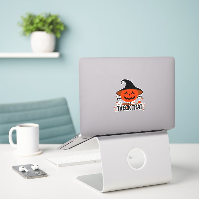 Adesivo Treck Trat Pumpkin sorrindo (Laptop na mesa)