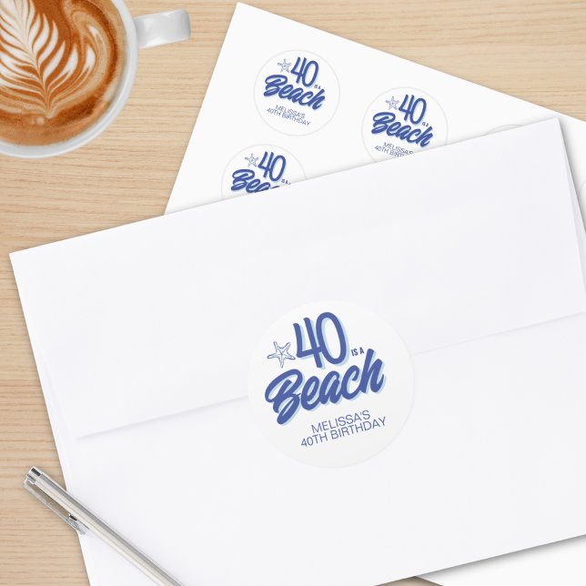 Adesivo Trendy Mão Desenhada 40 É Um Aniversário De Praia (Criador carregado)