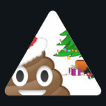 Adesivo Triangular christmas poo emoji<br><div class="desc">vazio verde-vermelho minimalista - "christmas emoji" "poop emoji" "poo emoji" "xmas emoji" emoji "engraçado christmas" "engraçado emoji" "christmas tree emoji" "christmas tree" emoticon xmas único feriados "verde-vermelho"</div>