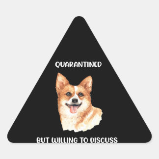 Adesivo Triangular Colocado Em Quarentena, Mas Disposto A Discutir O