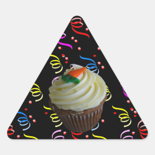 Adesivo Triangular Cupcake de Tremor de Cenoura com Confetti