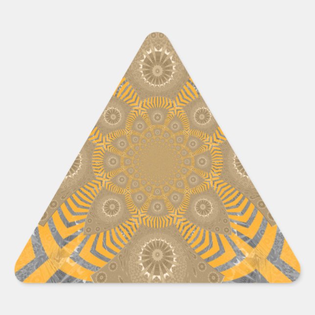 Adesivo Triangular Gilded Zephyr: Elegância em amarelo Ouro e cromo (Frente)