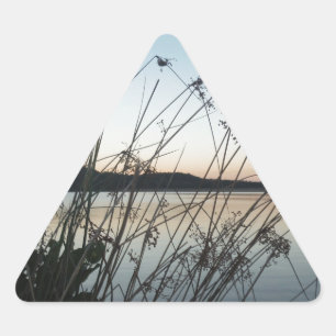 Adesivo Triangular Grãos no lago Sunset