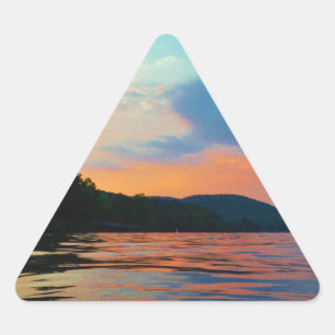 Adesivo Triangular Pêssego e Sunset Azul no lago de montanha