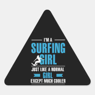 Adesivo Triangular Sou uma garota surfadora como uma garota normal, m