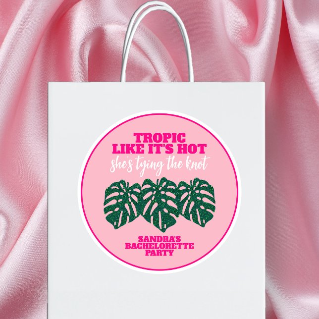 Adesivo Tropical Rosa Brilho Monstera Festa de Solteira (Tropical Pink Glitter Monstera Bachelorette Party Classic Round Sticker)
