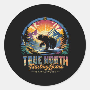 Adesivo True North Vbs Confiar em Jesus Em Um Mundo Selvag