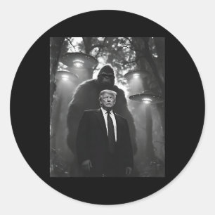 Adesivo Trump Bigfoot Ufo Encontro Alienígena Invasão Uap 