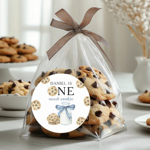 Adesivo Um Doce Biscoito e Leite Primeiro Aniversário