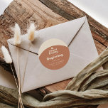 Adesivo Um doce fim para um novo casamento inicial<br><div class="desc">Este final doce para um novo adesivo clássico de casamento é perfeito para um casamento rústico. O design apresenta uma bela fonte em um fundo de terracota para embelezar seu evento.</div>