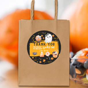 Adesivo Um Fantasminha Um Cute Aniversário de Halloween Ob