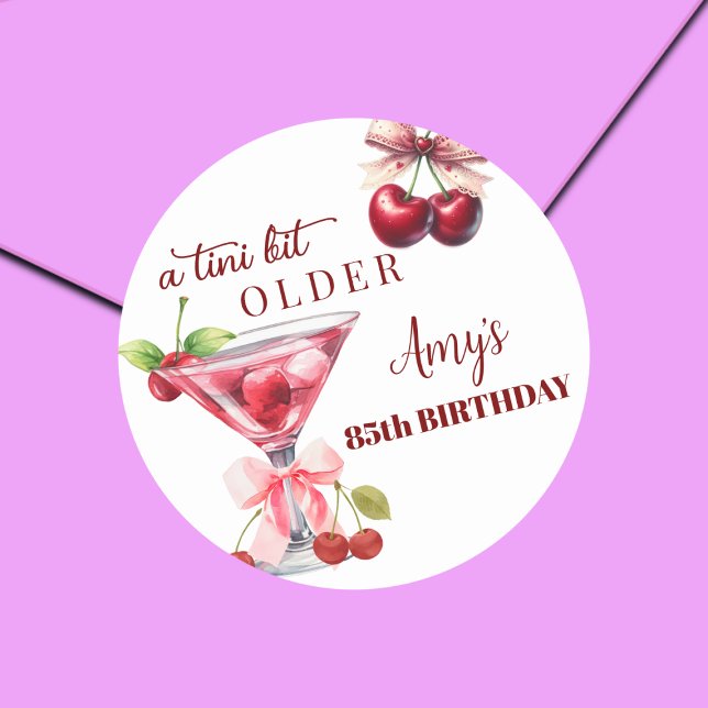 Adesivo Um Pouco Mais Velha Chic Cereja Martini 85º Aniver (Criador carregado)