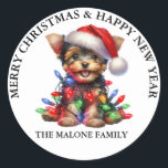 Adesivo Um Yorkshire Terrier Christmas Adventure<br><div class="desc">Uma Aventura de Natal de Yorkshire Terrier! Ei, companheiro amante de cachorro! Espero que esteja pronto para uma estação festiva porque é hora de deitar as salas com um floco terrível de na moda Yorkshire! 🎉 Sabe, nada diz "animal moderno" como um cão pequeno a andar de chapéu de Pai...</div>