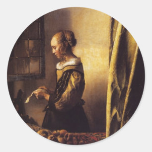 Adesivo Uma garota lendo uma carta em uma janela aberta