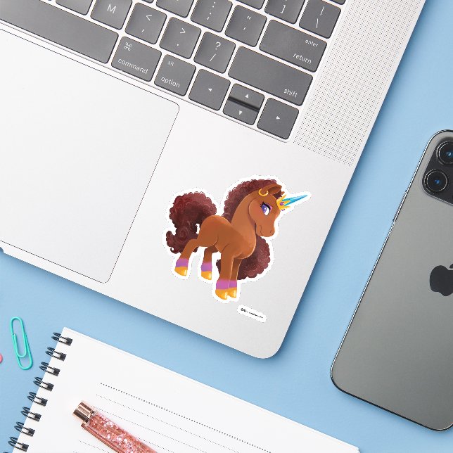 Adesivo Único Unicórnio Orgulhoso (Notebook com iPhone)