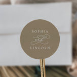 Adesivo Vedantes de Envelope de Cor Dourada de Champanhe R<br><div class="desc">Estas juntas românticas de cor de ouro de champanhe são perfeitas para um casamento simples. O clássico design moderno apresenta espirais ricos e turbilhões brancos com magnífica e elegante tipografia à mão. Personalize o rótulo com os nomes da noiva e do noivo.</div>