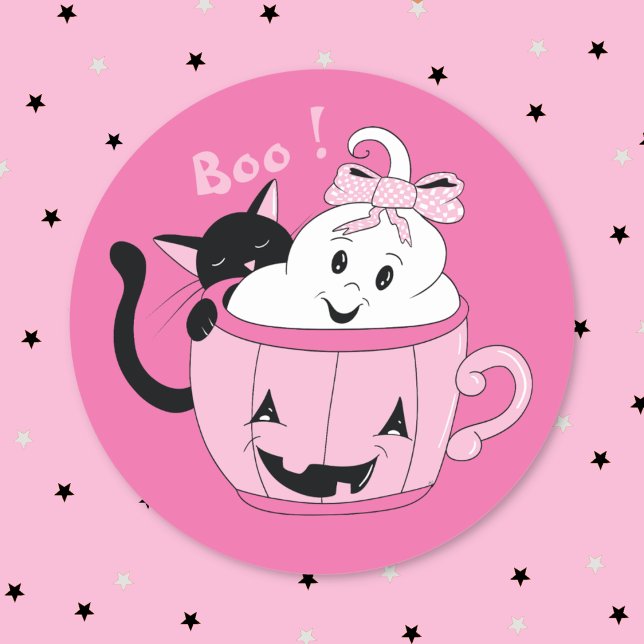 Adesivo Vestido de Dia das Bruxas, Preto Ghost, Bonito e B (Spooky cute pink Halloween sticker with a ghost in a mug and a black cat .)