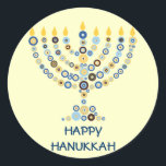 Adesivo Vinheta Menorah em Círculos Concentrados<br><div class="desc">Dezenas de círculos concêntricos formam-se juntos para fazer uma menorah acesa de Chanucá. Adicione sua mensagem abaixo. Utilizar como selos de envelopes,  em presentes ou como favores. Você também pode mudar o plano de fundo se quiser. Disponível em produtos correspondentes. com</div>