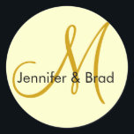 Adesivo Vinheta Monograma Dourada de Noiva de Casamento<br><div class="desc">Personalizável com seus nomes,  monogramas e centenários de cores para escolher. por Elke Clarke ©2009. Mais designs disponíveis em WhiteWhimsicialWeddings.blogspot.com</div>