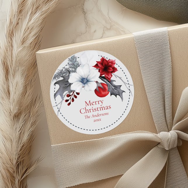 Adesivo Vinhetas de Natal de Folhagem Vermelha Esbranquiça (Red Off-White Foliage Christmas Gift Stickers on a beige gift box.)