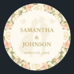 Adesivo Vintage Ivory Floral Elegant Wedding<br><div class="desc">Add a romantic finishing touch to your wedding stationery with this Vintage Ivory Floral Elegant Wedding Classic Round Sticker. Featuring delicate floral accents in soft ivory and cream tones, this elegant sticker is perfect for sealing invitation envelopes, decorating favor bags, or adding a coordinated detail to your wedding suite. Ideal...</div>
