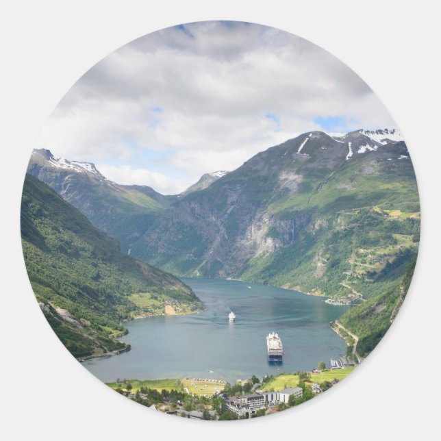 Adesivo Vista de Geirangerfjord na Noruega (Frente)
