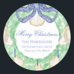 Adesivo Watercolor Merry Christmas Garland Vintage<br><div class="desc">Aquarela Feliz Natal Garland Vintage Square Sticker. Este belo paletó de Natal apresenta a aquarela de Natal com arcos brancos e meias de Bedford. É perfeito se você está procurando adesivos clássicos,  sulistas,  de Natal do milênio. Mensagem-me para quaisquer ajustes ou itens de correspondência necessários :)</div>