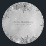 Adesivo Winter Wonderland Snowflakes Pure Silver Elegant<br><div class="desc">Wonderland Winter Snowflakes Pura Silver Elegant Stickers. Personalizar com qualquer texto. Coincide com itens na minha loja.</div>