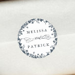 Adesivo Wreath Silhouette Marinho e Branco<br><div class="desc">Este elegante adesivo de casamento apresenta a silhueta de flores silvestres como uma coroa com os seus nomes. Para uma personalização mais avançada deste design,  clique no BOTÃO FERRAMENTA DESIGN AZUL acima! Itens correspondentes também estão disponíveis.</div>