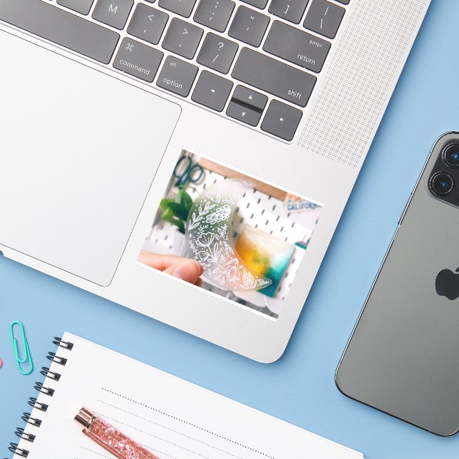 Adesivos e Etiquetas (Notebook com iPhone)